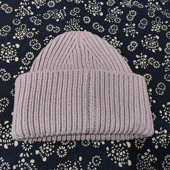 Acne Studios Soft Ribbed Knit Lavender Beanie display picture 3